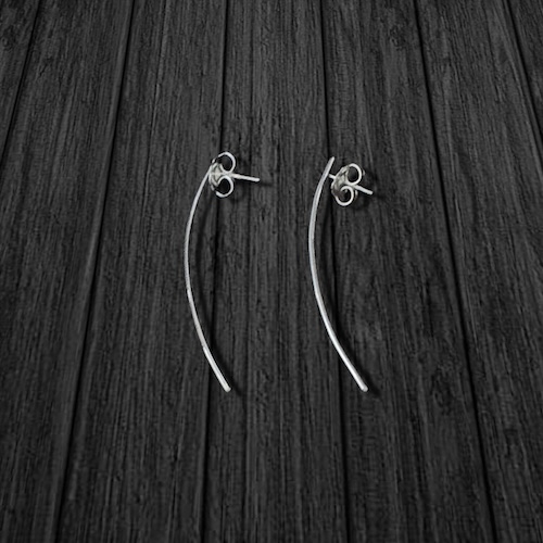 BGA011 Aretes Barra arqueada 2
