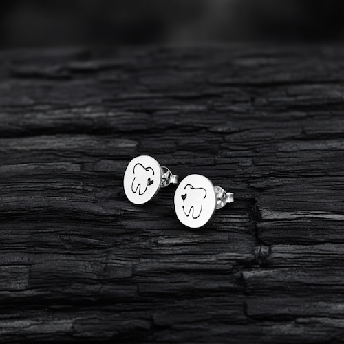 VVA003 Aretes redondos muelita 3